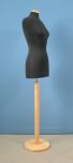 216 SARTORIA DONNA BUSTO CON BASE TONDA