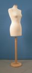 229 DONNA SARTORIA MANICHINO CON BASE TONDA LEGNO