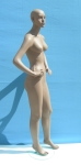 2551 manichino realistico donna color carne senza parrucca con make up base vetro