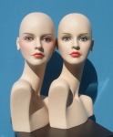 93 DONNA MAKE UP TESTA PORTAPARRUCCA