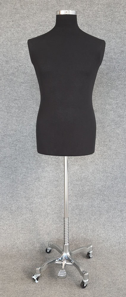  - 033_manichino_sartoria_uomo_ruote_ch