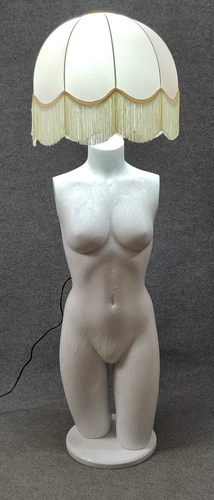 001 LAMPADA CORPO DONNA BUSTO 58BST - Lampada busto a forma di donna con paralume