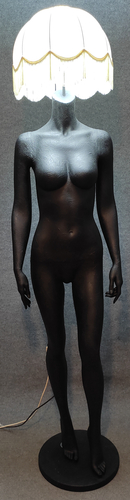 001 LAMPADA CORPO DONNA LADY 23M - Lampada a forma di donna con paralume